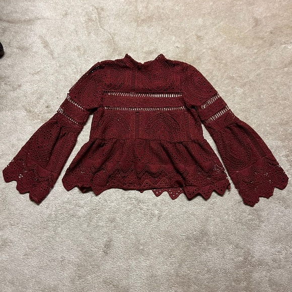 Lace ladies top - Picture 3 of 6